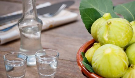 October welcomes the raki-making season