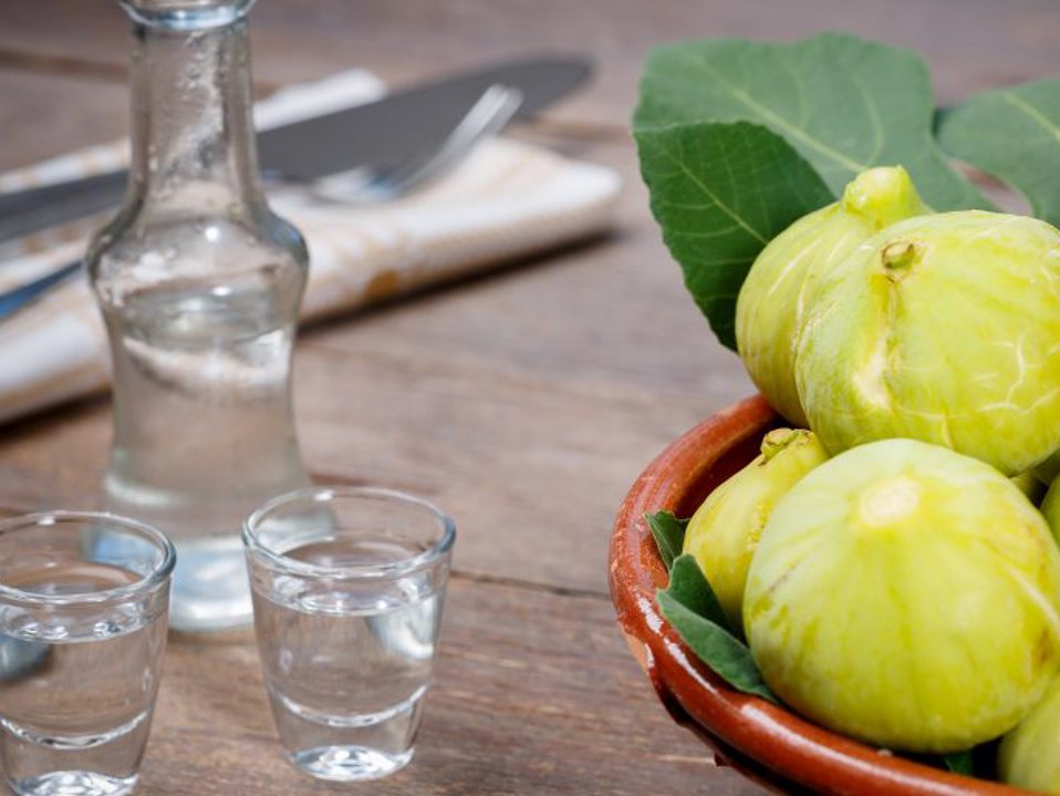 October welcomes the raki-making season