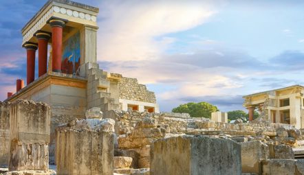 Minoan Adventures: Take a Day Trip to Knossos